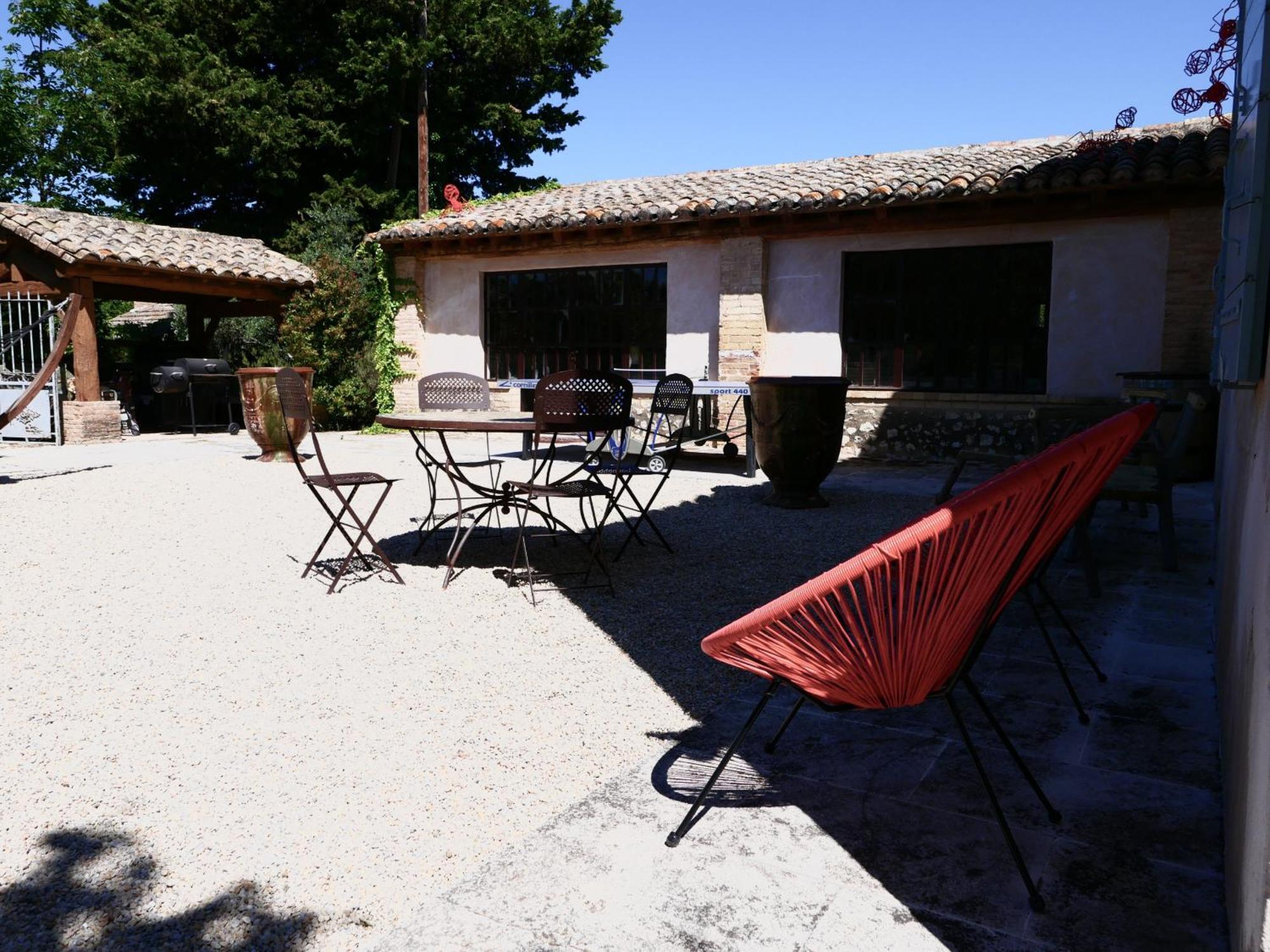 Typical Provencal Farm House Close To L'Isle Sur La Sorgue - 12 Persons Кавайон Экстерьер фото